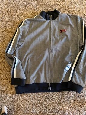 NWT Under Armour Men’s Houndstooth jacket
XL